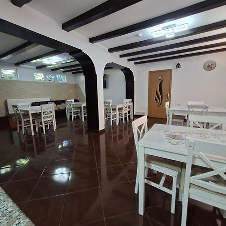 Mînăstirea Humorului Casa Laur酒店 外观 照片